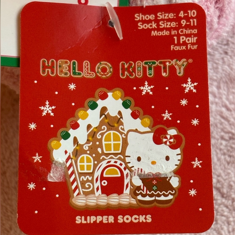 Hello Kitty Christmas slipper/socks - Picture 4 of 4